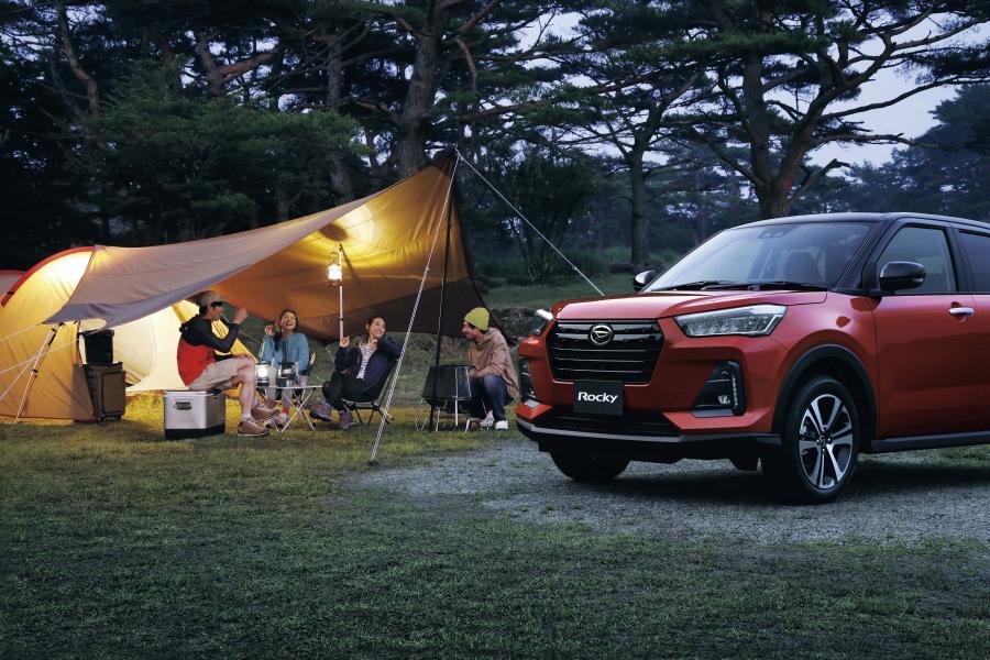  Daihatsu Rocky 2019 года  (фото 11 из 40)
